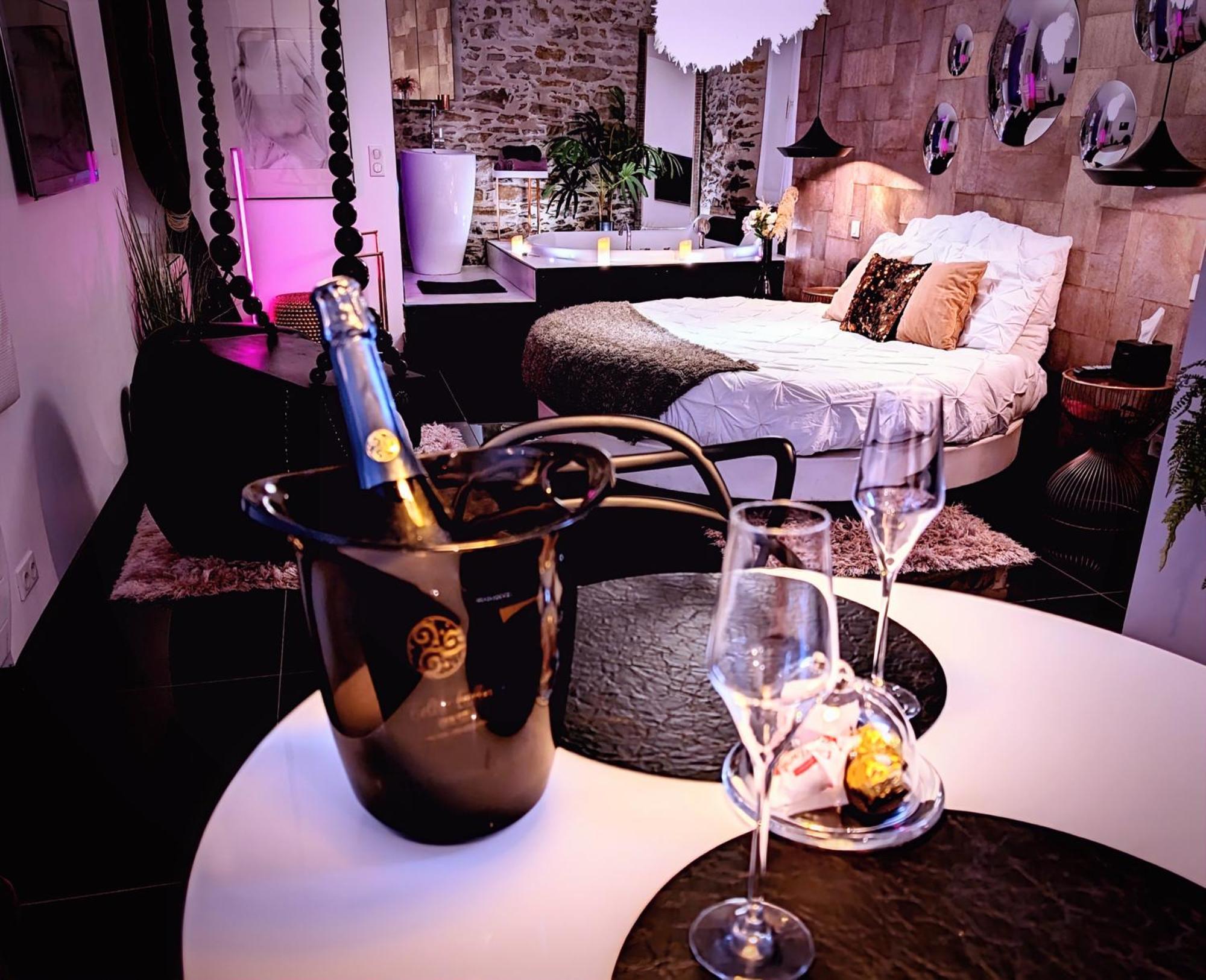 Le Lovt - Love Room Nantes Kültér fotó